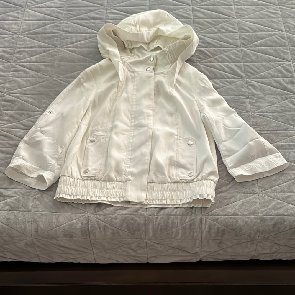 White house black market WomenWhite  with Hood jacket size xs - Picture 6 of 13